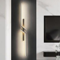 Applique Murale LED Longue Style Nordique Minimaliste, Décoration de Luxe Noir et Or pour Salon, Chambre à Coucher, Intérieur
