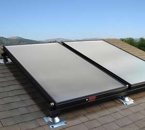 Los hospitales y otras <span class=keywords><strong>instalaciones</strong></span> utilizan colectores <span class=keywords><strong>solares</strong></span> de placa plana para sistemas de calentamiento de agua solar a presión. - Product Image 6