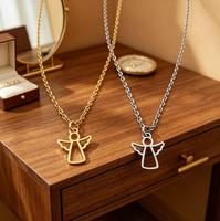Collar con Colgante de Ángel con Diseño Hueco, Joyería Resistente al Deslustre, Chapado en Oro de 18k, Joyería de Ángel Guardián para Mujer