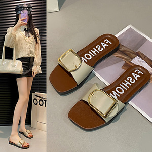 Sandales à plate-forme à boutons en D <span class=keywords><strong>pour</strong></span> femmes Pantoufles antidérapantes d'été françaises à <span class=keywords><strong>la</strong></span> mode <span class=keywords><strong>pour</strong></span> <span class=keywords><strong>la</strong></span> plage - Product Image 2