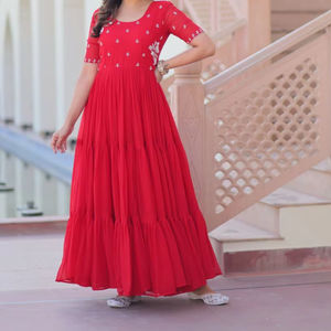 Colección de vestidos de rayón modernos de diseñador Premium, bordado de cuentas florecientes de imitación listo para usar, trabajo para fiestas, indio pakistaní - Product Image 1