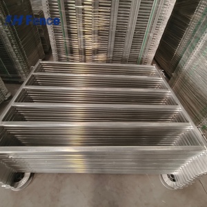 Panneau pour bétail à haute résistance : <span class=keywords><strong>grille</strong></span> et bords renforcés résistent à la flexion, aux coups de pied et à la pression des animaux lourds - Product Image 6