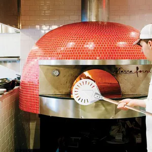 Pabrik Grosir Aluminium Pizza Sekop Bulat Kulit Pizza Dilepas Berlubang dengan Pegangan Kayu