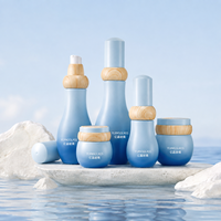 Bouteille en verre givré en forme de gourde OEM ODM à étiquette privée 30g 50g 40ml 100ml 120ml pour une solution complète d'emballage cosmétique