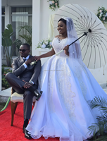 2231 Nouvelle Robe de Mariée Style Personnalisé Luxe Élégante Perles et Paillettes 2-en-1 Coupe A-line avec Traîne
