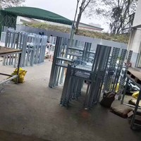 Support de fixation sismique perforé en acier galvanisé pour la construction de bâtiments, résistant aux tremblements de terre