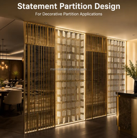 Cloison décorative en panneaux de cristal, écran en acier inoxydable et séparateurs de pièce pour la décoration de restaurants, hôtels et appartements