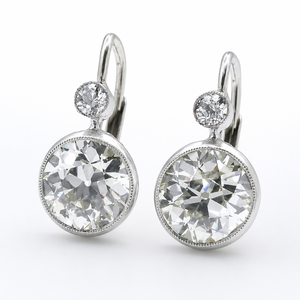 Orecchini Minimalisti Rotondi Scintillanti per Donne, Eleganti e Versatili Gioielli per Orecchie da Indossare Ogni Giorno - Product Image 1