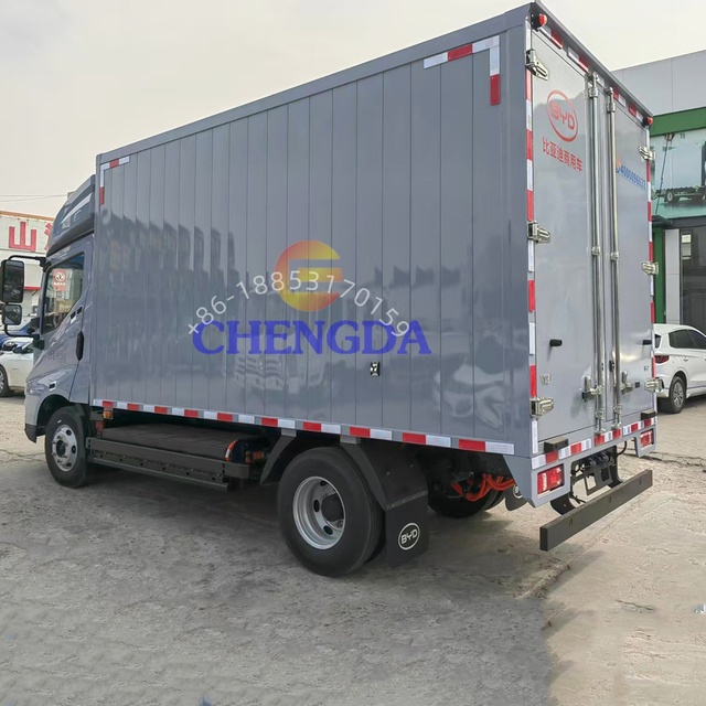 China 2025 Light Truck New Energy Vehicles EV Pure Electric BYD T5 City Logistics Transport Van Box Cargo Trucks for Sale