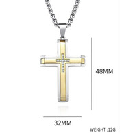 Vente en gros d'accessoires de bijoux de mode en acier inoxydable noir rose et or pour hommes collier pendentif croix bicolore en zircon créatif
