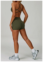 Ensemble de sport 2 pièces : Soutien-gorge de sport à col en V et dos croisé, short de yoga extensible effet push-up et contrôle du ventre, séchage rapide