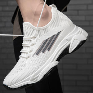 Zapatos Deportivos Casuales para Hombre con Aumento de Altura de 8CM, Malla en la Puntera, Cierre de Cordones, Estilo Deportivo - Product Image 4