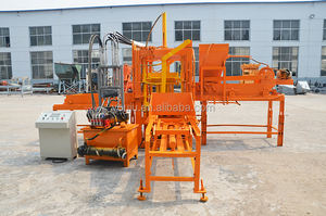 เครื่องผลิตบล็อกคอนกรีตปูพื้นสีกึ่งอัตโนมัติแบบ QTF3-20 - Product Image 4