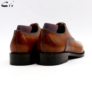 Chaussures habillées formelles pour hommes en cuir faites à la main, style Oxford, vente en gros Cie - Product Image 6