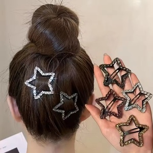 Clip de estrella de diamantes de imitación con personalidad en el pelo, pentagrama, estrella, flequillo lateral, horquilla, estilo coreano, accesorios para el cabello de niña hueca - Product Image 3