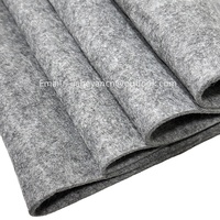 100% polyester Non tissé tissu feutre 1-5mm poids moyen ignifuge imperméable écologique PVC laminé pour la maison de mariage