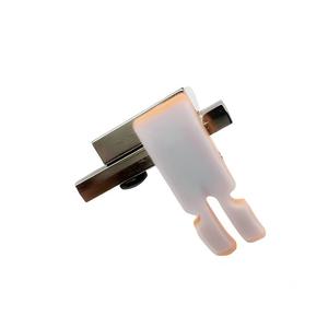Nouveau pied presseur en plastique pour machine à coudre T3, réglable gauche et droite, multifonction trois-en-un à simple face - Product Image 4