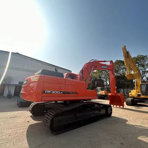 Excavatrice sur chenilles hydraulique d'occasion Doosan DX300/DX300LCA/LC-9C de 30 tonnes avec moteur et pompe, capacité de la benne de 1,45 m, puissance de 159 kW - Product Image 2