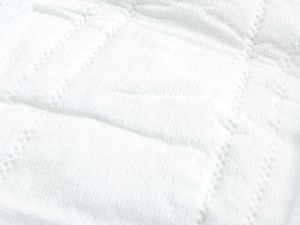 Serviettes d'incontinence pour adultes en coton biologique anti-odeurs, gardant la peau fraîche et sèche pour une <span class=keywords><strong>protection</strong></span> confortable toute la journée. - Product Image 5