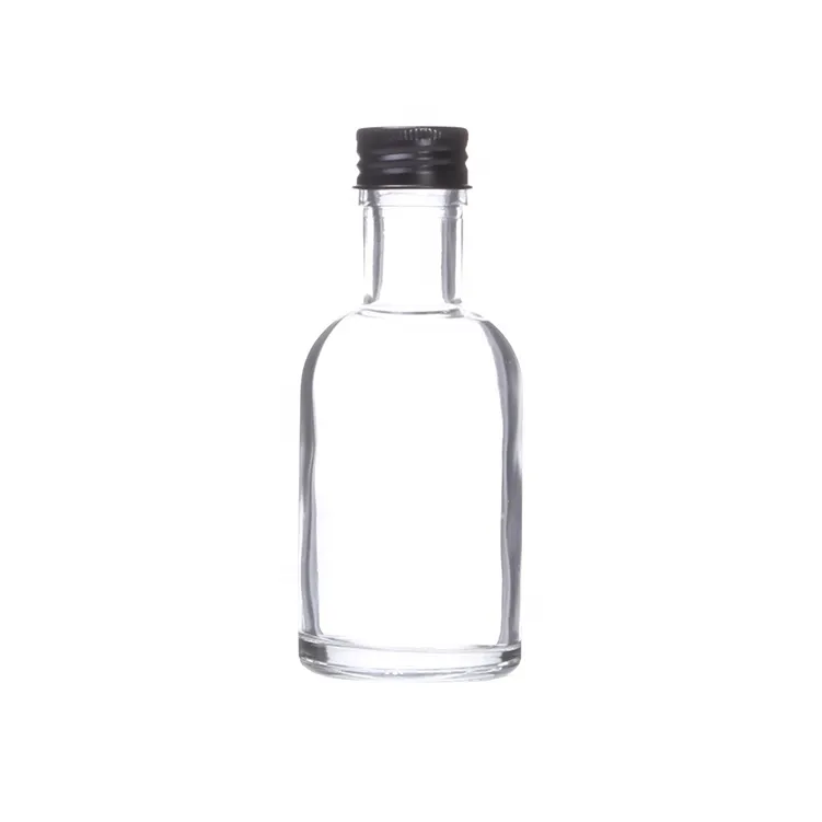Yüksek kaliteli 50ml Mini boş cam şarap şişesi votka cin Rum alkol viski şişesi Caf cam likör şişesi vidalı kapak
