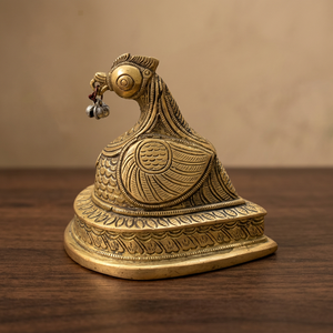 Statue de paon en laiton artisanale, objet décoratif traditionnel gravé, figurine d'oiseau pour la décoration de la maison, du temple ou du bureau - Product Image 3
