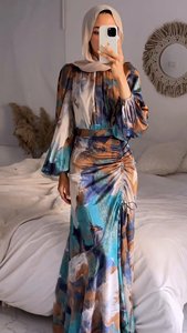 Tissu en polyester doux motif de <span class=keywords><strong>peinture</strong></span> abstraite cordon de serrage taille Aba Ya robe musulmane pour <span class=keywords><strong>femme</strong></span> - Product Image 2