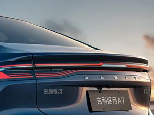 2025 Geely Galaxy A7 Phev Sedan 150km Discovery Edition New Energy Car Big Space 150KM Starship Motor Voiture électrique bon marché - Product Image 5