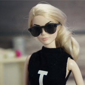 Lunettes de poupée en plastique bon marché <span class=keywords><strong>et</strong></span> <span class=keywords><strong>accessoires</strong></span> de jouets DIY pour poupées faites à la main - Product Image 1