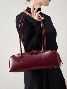 Nouveau Sac à Main Femme en Cuir de Vachette Design Coréen 2026, Grande Capacité, Rouge, Sac Bandoulière Longue Type Baguette Française - Product Image 4