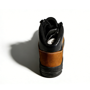 Scarpe da Lavoro Industriali Impermeabili con Punta in Acciaio, Stivali di Sicurezza Antiscivolo, Tomaia in Pelle PU, Fodera in Rete, Antiurto, per Uso in Fabbrica - Product Image 4