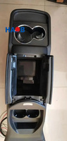 2025 Reposabrazos central de gran oferta con kits interiores de nevera para Mercedes Vito/Clase V/Metris