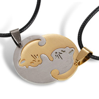 Collier Pendentif Couple Chats en Acier Inoxydable Noir et Blanc, Cœur Amoureux Entrelacé, pour la Saint-Valentin