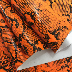 Faux <span class=keywords><strong>cuir</strong></span> synthétique imprimé motif <span class=keywords><strong>peau</strong></span> de serpent fluorescent néon pour sacs - Product Image 6