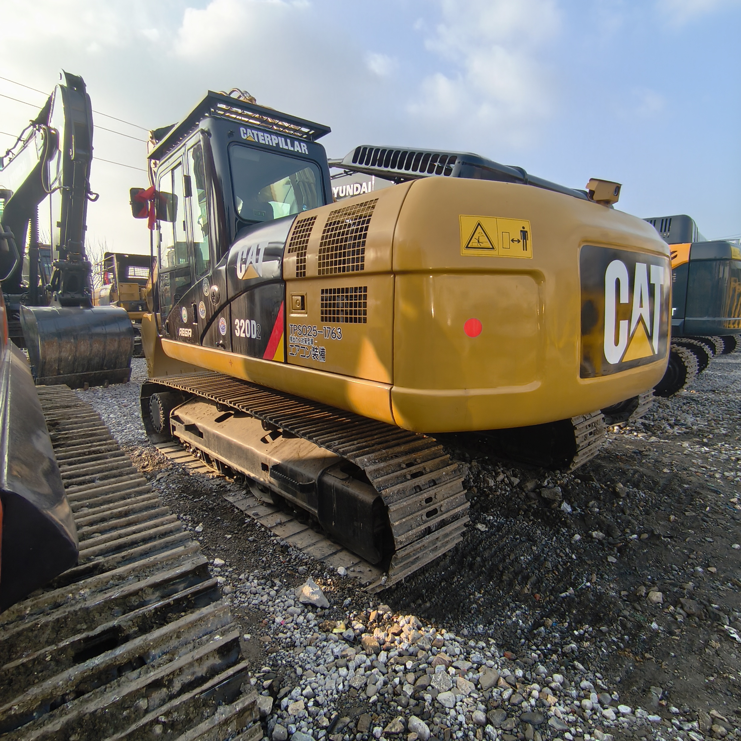 Used Japan Made 20 Ton Excavators for Sale - High Quality
