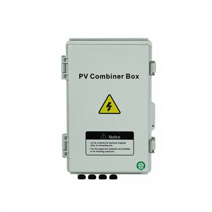 กล่องรวมสายไฟฟ้าโซลาร์เซลล์กลางแจ้งแบบกันน้ำ IP65 ได้รับการรับรองมาตรฐาน CE พร้อมเบรกเกอร์วงจรไฟฟ้ากระแสตรง - Product Image 1
