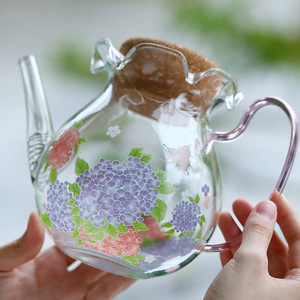 Tetera de vidrio con diseño de hortensias y tapa, resistente al calor, de borosilicato, para preparar té - Product Image 3