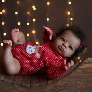 Muñeca <span class=keywords><strong>Reborn</strong></span> de 50 cm, realista, piel negra, cuerpo de tela, vinilo suave, muñeca africana recién nacida, venta al por mayor - Product Image 4