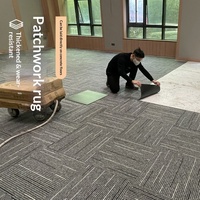 Moderner Minimalistischer Stil Gewebte Verdickte PVC-Acryl Büro Kommerzieller Ineinandergreifender Rutschfester Geometrisches Muster Bodenmatte Teppich