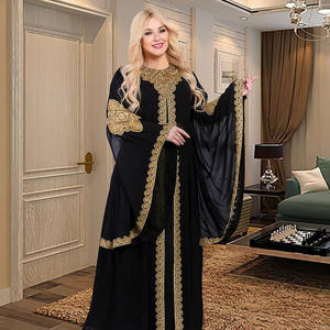 Jalabiya traditionnelle dorée du Moyen-Orient, broderie, manches évasées, turban brodé avec dentelle dorée, robe pour femmes, nouvelle abaya - Product Image 1