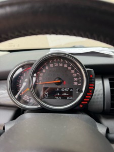 Voiture d'occasion <span class=keywords><strong>à</strong></span> essence, berline, 2016 <span class=keywords><strong>MINI</strong></span> <span class=keywords><strong>Cooper</strong></span> 1.5T pour l'exportation mondiale - Product Image 6