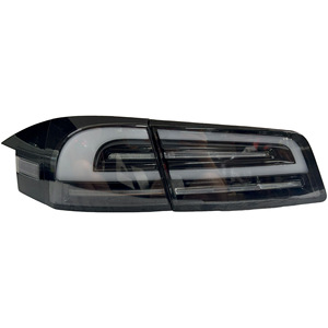 مجموعة أضواء خلفية <span class=keywords><strong>LED</strong></span> جديدة لسيارة تسلا موديل S بجهد 12 فولت مع عدسة شفافة وإضاءة بيضاء سفلية للقيادة والفرامل وإشارات الانعطاف للتحديث/الترقية - Product Image 6
