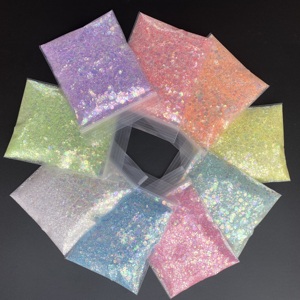 10 g/sac vente en gros en vrac artisanat gros paillettes blanc irisé mélangé paillettes pour verre de boule à <span class=keywords><strong>neige</strong></span> - Product Image 3