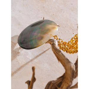 JINYOU 574 joyería de moda Accesorios de playa colgante de concha grande negro collar de cadena de oro de acero inoxidable - Product Image 3