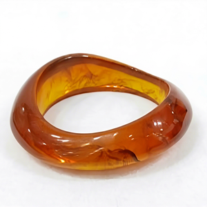 Accesorio de Moda Femenino Elegante Hecho a Mano con Madera y Resina de Primera Calidad - Product Image 5