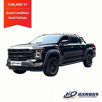 Truk Pikap Foton Tunland V7 2025 2.0T Turbo Diesel Otomatis 4*4 LHD Jok Kulit Ban R18 Mobil Bekas untuk Ekspor