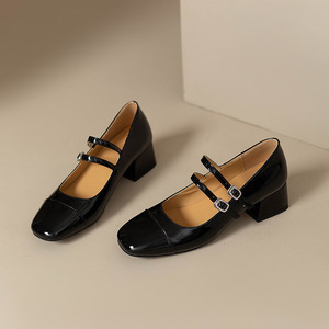 Chaussures à talons chaton en cuir satiné léger et orné de strass, confortables, à bout pointu, pour homme et femme, idéales pour l'hiver et les soirées. - Product Image 3