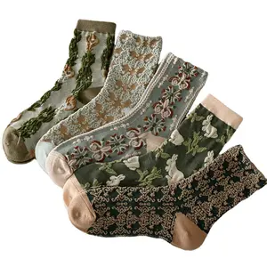 Lieferanten Großhandel Custom Fashion Retro Muster Gestrickte Baumwolle Schwarz Serie von Trendy Womens Crew Socken