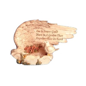 الراتنج الحرف من بوليريسين انجيل الجناح مع حمامة الحلي التماثيل - Product Image 1