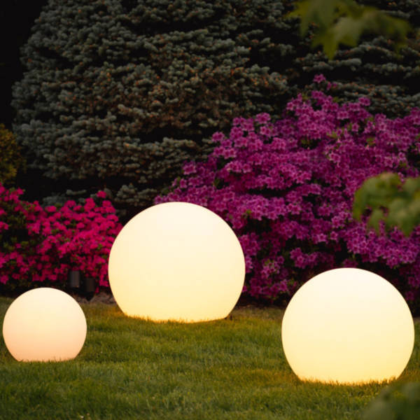 Moon RGB LED Ball Lamp Cordless Rechargeable IP54 Rated 2-Year Warranty White Emitting Sphere Lights for Garden Outdoor Use