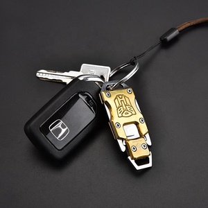 Vendita calda Mini trasformatore tattico coltello pieghevole con portachiavi in acciaio inox multiuso strumento - Product Image 5